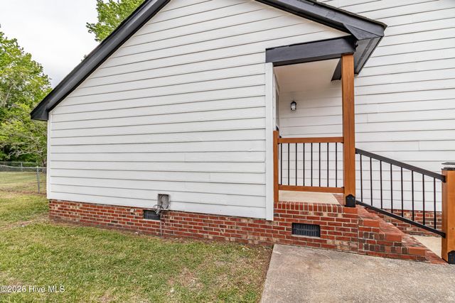 1866 Century Drive, Greenville, NC 27834