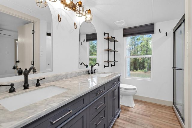 5500 Penny Rd, Cleveland, TX 77328