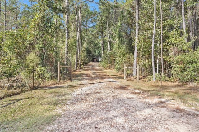 5500 Penny Rd, Cleveland, TX 77328