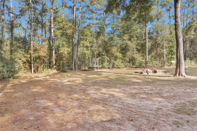 5500 Penny Rd, Cleveland, TX 77328