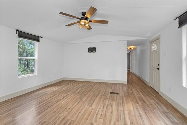 5500 Penny Rd, Cleveland, TX 77328