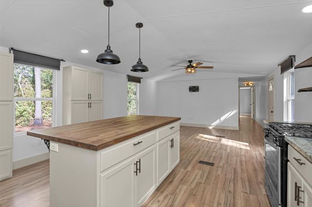 5500 Penny Rd, Cleveland, TX 77328