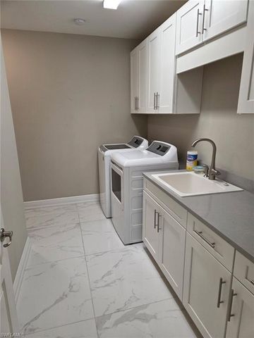 16370 Viansa WAY # 6, Naples, FL 34110