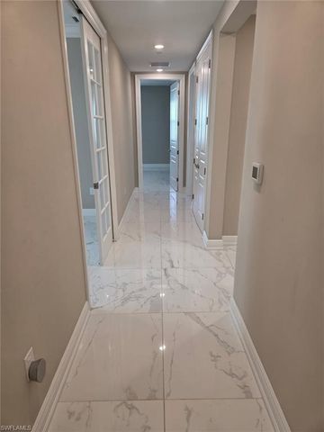 16370 Viansa WAY # 6, Naples, FL 34110