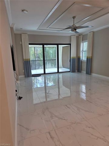 16370 Viansa WAY # 6, Naples, FL 34110