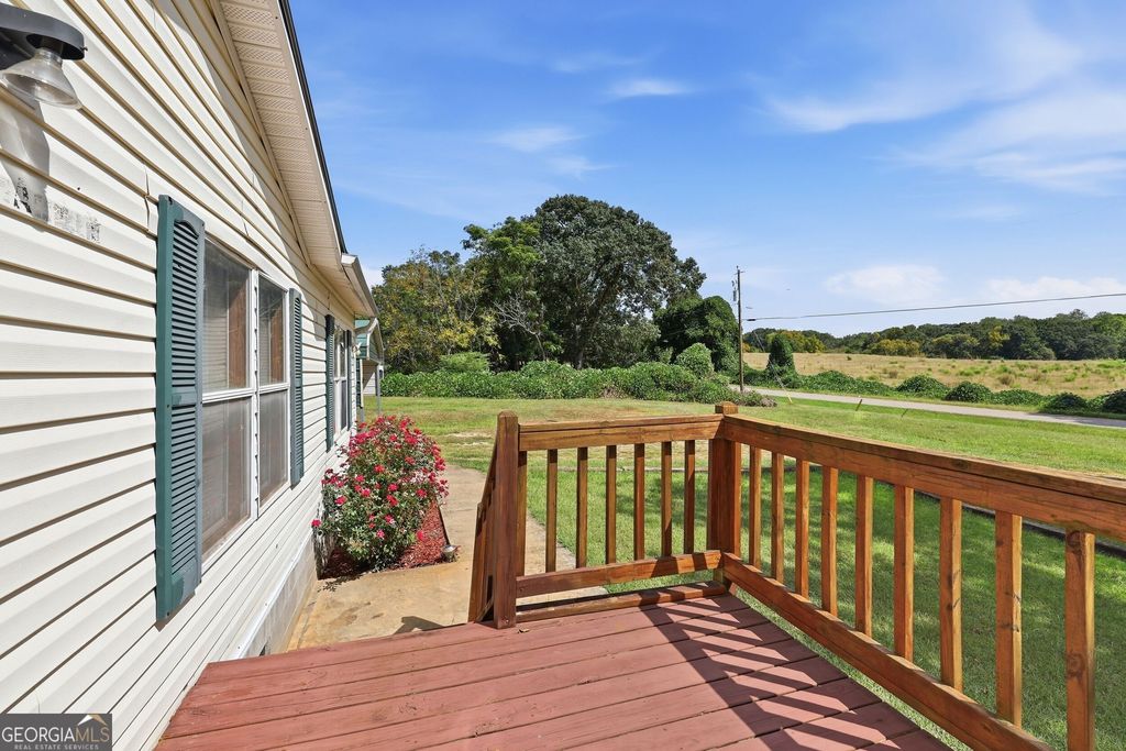 217 Combs Avenue, Martin, GA 30557 — photo 3