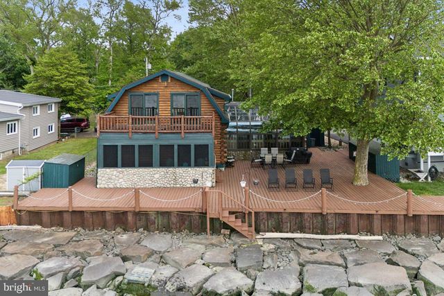 323 ENLOW PLACE, Pennsville, NJ 08070