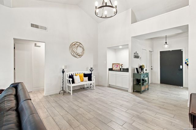 5110 TIMBER TRACE ST, San Antonio, TX 78250