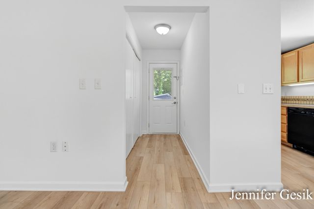 8735 Brower Lake Drive NE, Rockford, MI 49341