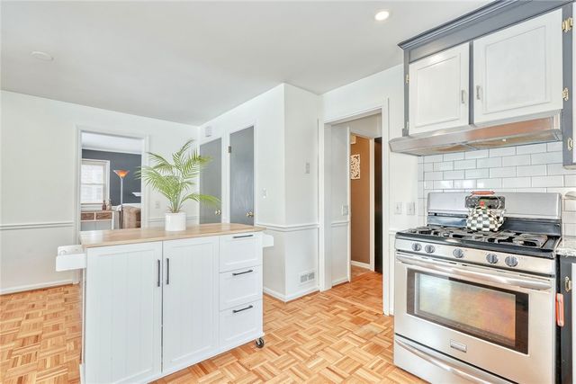 374 River Heights, Rochester, NY 14612