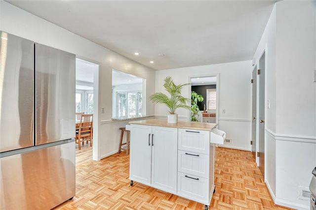 374 River Heights, Rochester, NY 14612