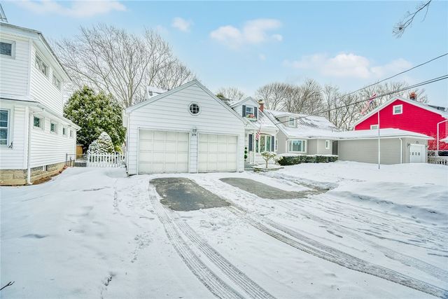 374 River Heights, Rochester, NY 14612