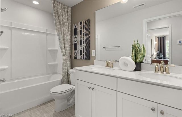 1606 Eckert Lane, Whitsett, NC 27377