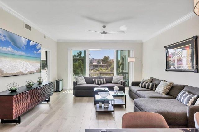 862 HUDSON AVENUE 862, Sarasota, FL 34236