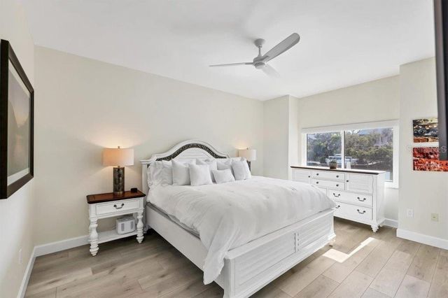 862 HUDSON AVENUE 862, Sarasota, FL 34236