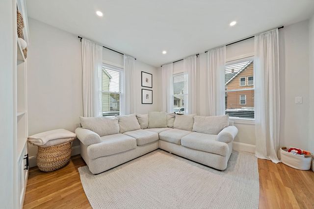 14 Hall Place 2, Quincy, MA 02169