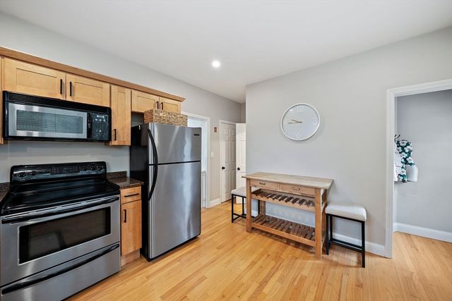 14 Hall Place 2, Quincy, MA 02169