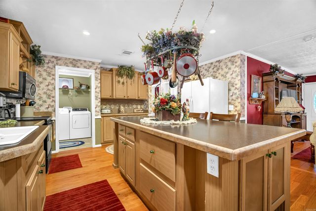 3152 W Hwy 9, Clinton, AR 72031