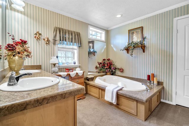 3152 W Hwy 9, Clinton, AR 72031