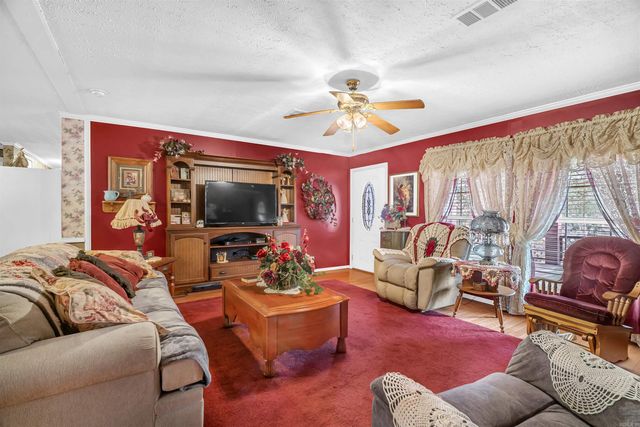 3152 W Hwy 9, Clinton, AR 72031