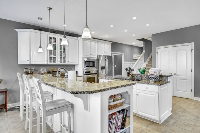 7102 Franklin Parke Boulevard, Indianapolis, IN 46259