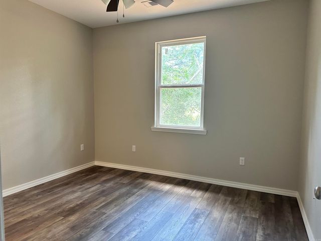 1140 E Gum St Street, Russellville, AR 72802