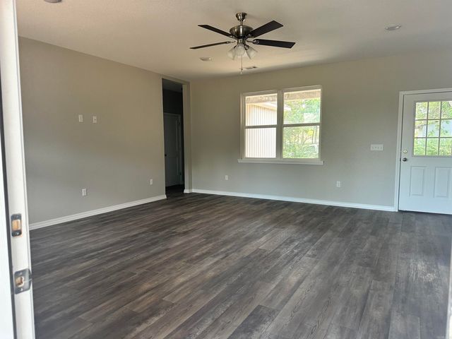 1140 E Gum St Street, Russellville, AR 72802