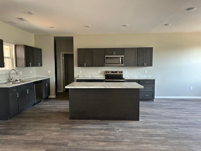 1140 E Gum St Street, Russellville, AR 72802