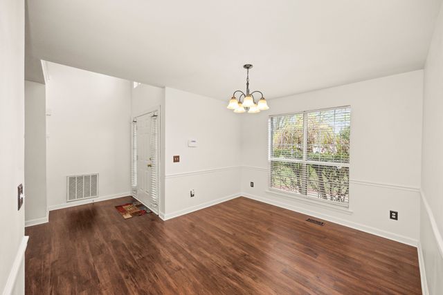 1550 Boone Ct, Murfreesboro, TN 37130