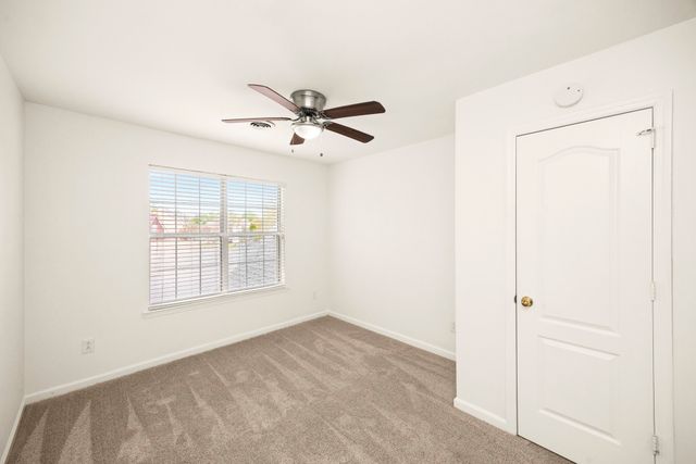 1550 Boone Ct, Murfreesboro, TN 37130