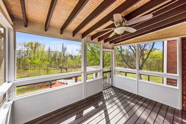 1550 Boone Ct, Murfreesboro, TN 37130