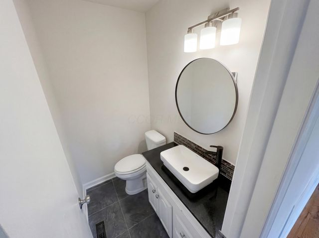 2861 Chateau Circle, 22, Columbus, OH 43221