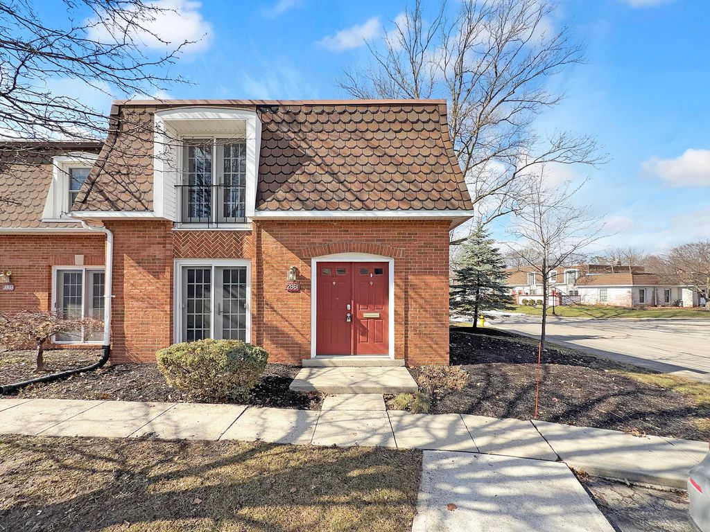 2861 Chateau Circle, 22, Columbus, OH 43221