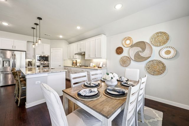 917 Overton Avenue, Celina, TX 75009