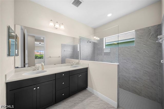 4633 mystic blue WAY, Fort Myers, FL 33966