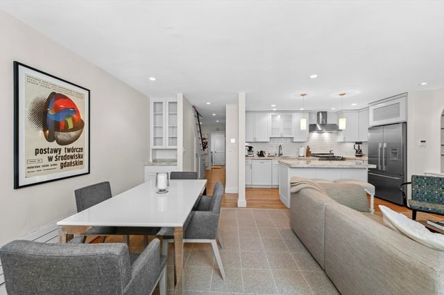 342 Marlborough St 1, Boston, MA 02115