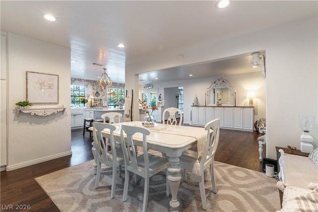 3880 Placita Del Rico, Las Vegas, NV 89120