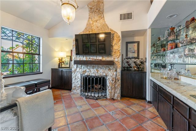 3880 Placita Del Rico, Las Vegas, NV 89120
