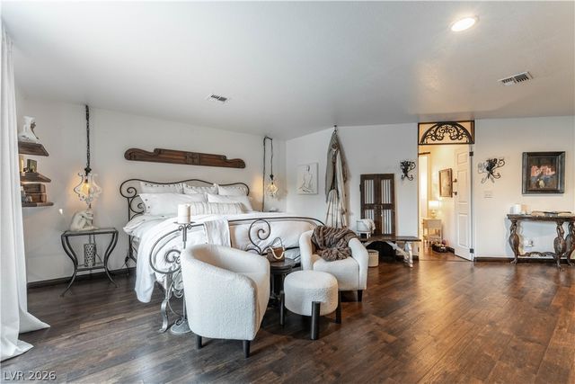 3880 Placita Del Rico, Las Vegas, NV 89120