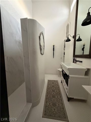 3880 Placita Del Rico, Las Vegas, NV 89120