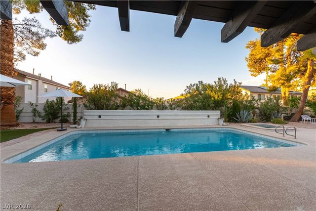 3880 Placita Del Rico, Las Vegas, NV 89120