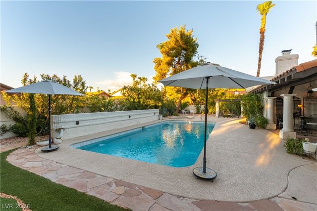 3880 Placita Del Rico, Las Vegas, NV 89120