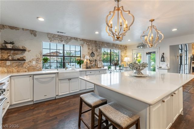 3880 Placita Del Rico, Las Vegas, NV 89120