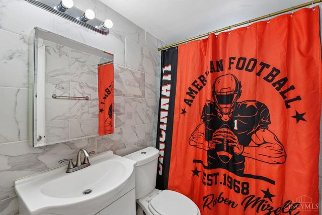 2183 Westwood Northern Boulevard, Cincinnati, OH 45225