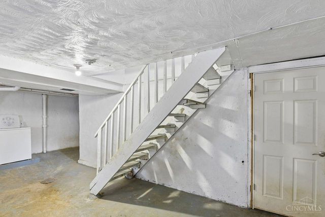 2183 Westwood Northern Boulevard, Cincinnati, OH 45225