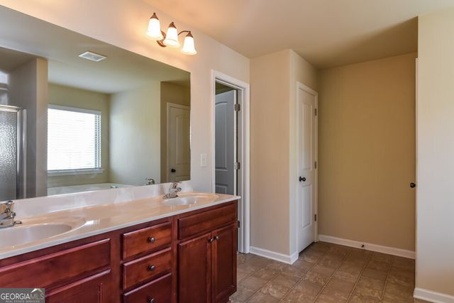 2325 Morgan Farm Drive, Buford, GA 30519