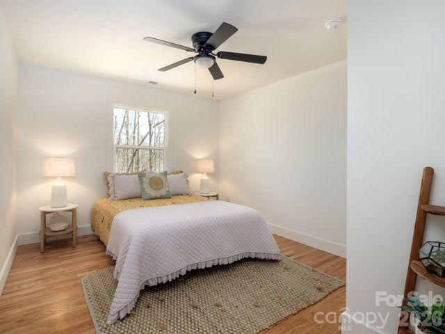 114 Shady Oak Drive, Asheville, NC 28803