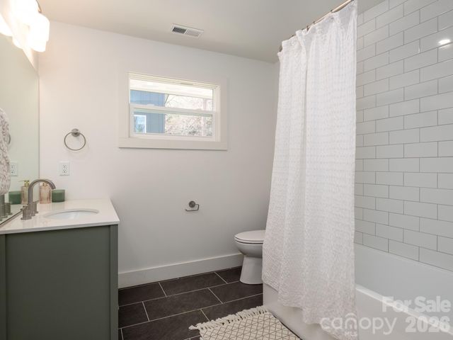 114 Shady Oak Drive, Asheville, NC 28803