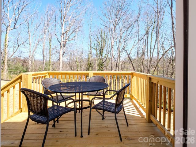 114 Shady Oak Drive, Asheville, NC 28803