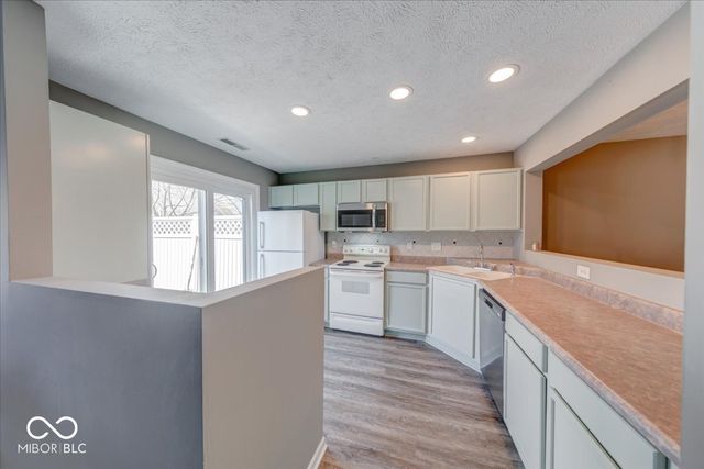 544 Crawford Drive, Westfield, IN 46074